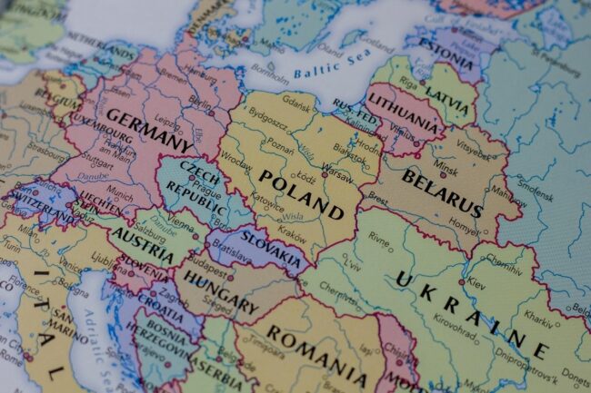 Poland Ukraine Europe map_cr Adobe Stock_E.jpg