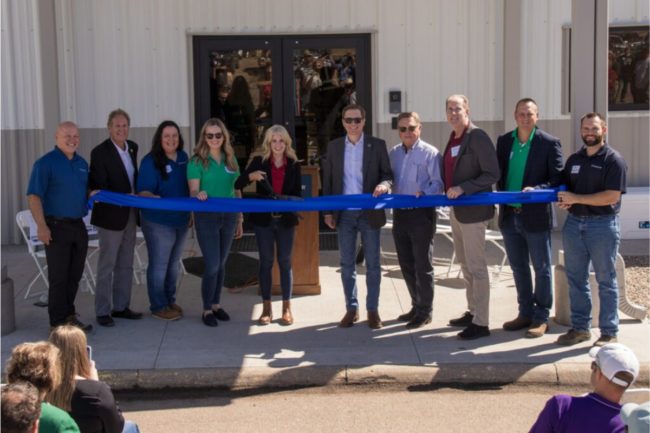 Scoular_Goodland Kansas_ribbon cutting_©SCOULAR_e.jpg